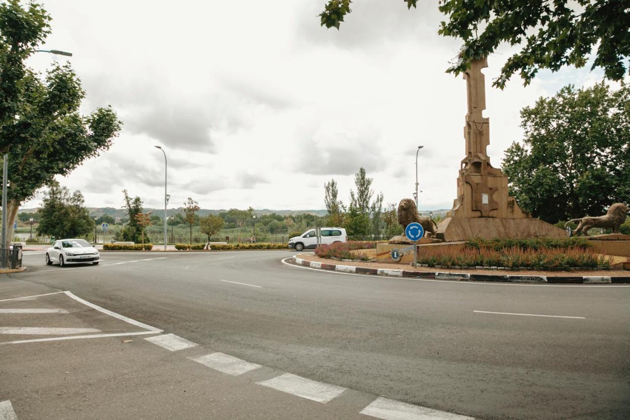 Casa A 3 Minutos Del Casco Y Con Facil Aparcamiento- El Rincon De Carmela Dom wakacyjny *